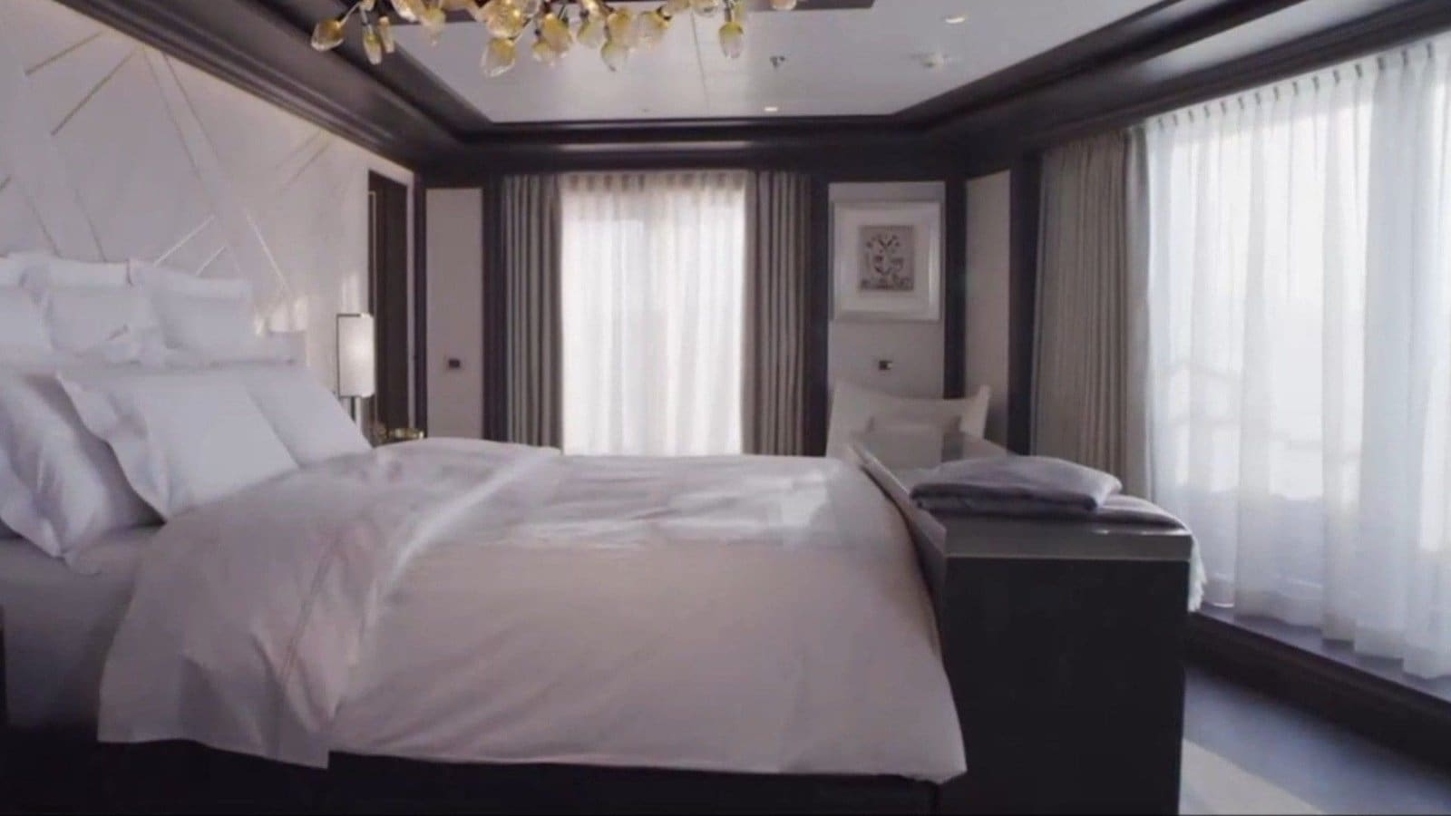 Regent Suites